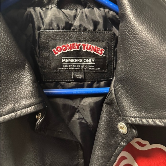 Members Only Black Bugs Bunny Jacket - Picture 2 of 7